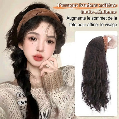 Perruque bandeau avec coiffure volumineuse au sommet