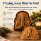 🔥OFFERTA SPECIALE 49% DI SCONTO✝️ Collezione di stampi per mini torte natalizie “Faith & Nativity” | Stampi riutilizzabili in rilievo per realizzare torte con dettagliate raffigurazioni di Gesù in preghiera, la stalla della Natività e altro ancora🥧✨