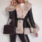 Manteau pour femmes en similicuir avec col en fausse fourrure